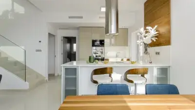 Casa en Venta en Cala Marqués 3 Dormitorios 3 Baños Piscina