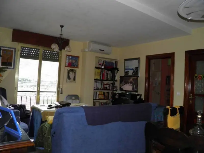 Venta Piso 3 Dormitorios Cochera Loja