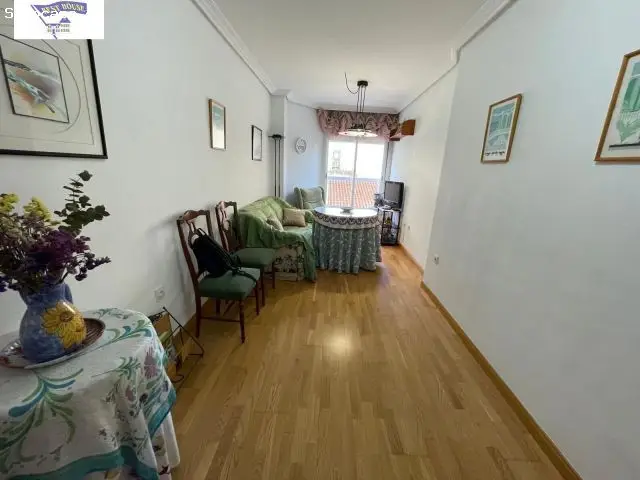 Apartamento en El Pilar con Ascensor y Trastero