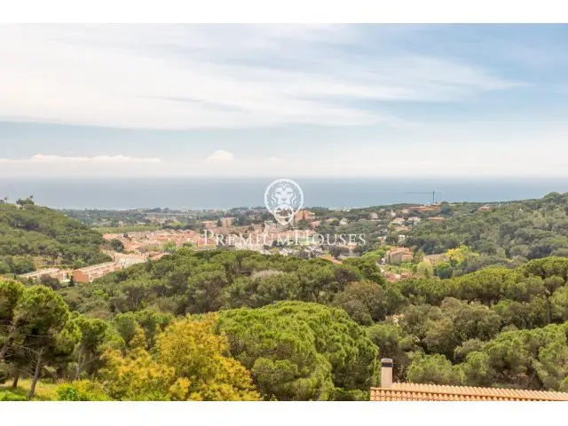 Casa en venta en Sant Andreu de Llavaneres con vistas al mar