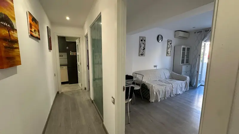 Piso en Venta Torrefiel 3 habitaciones 1 Baño Balcon