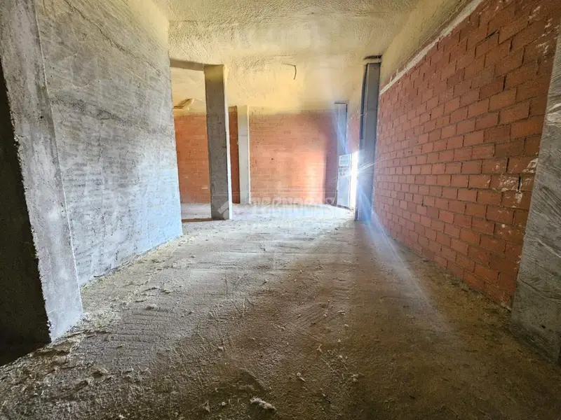 Local Comercial en Venta Ensanche Sur Alcorcon Salida de Humos