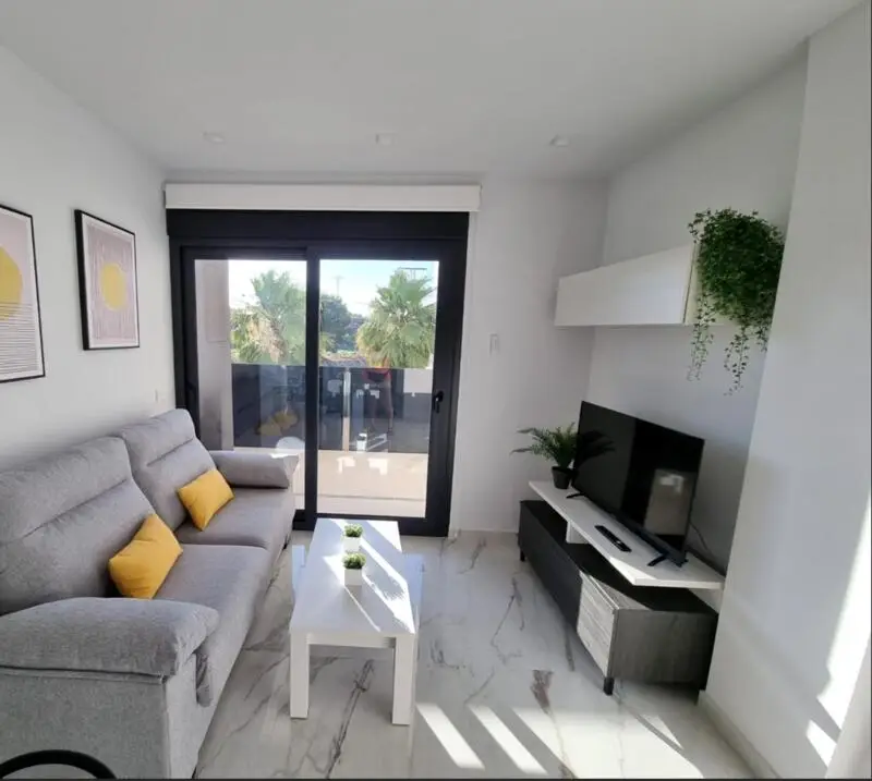 Apartamento en Venta Los Altos 2 Dormitorios 2 Baños Garaje Trastero