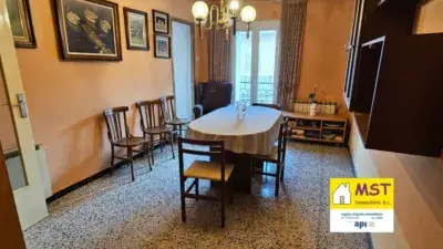 Casa en Venta Navàs Gran Garaje 4 Habitaciones 2 Baños Terraza