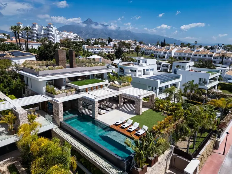 Chalet de Lujo en Nueva Andalucía Marbella