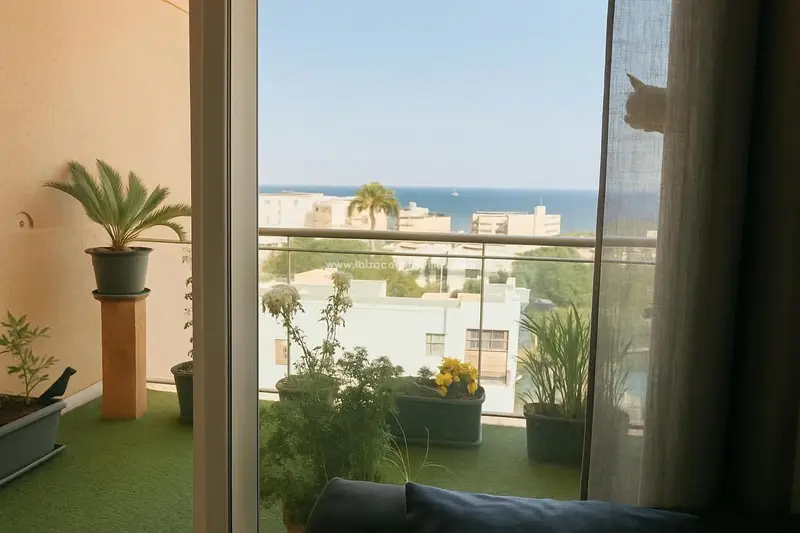 Apartamento en venta en Ibiza ciudad Es Viver con vistas al mar