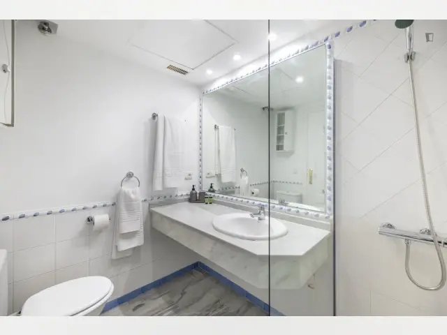 Apartamento 3 Dormitorios Cerca de la Playa Guadalmina Baja