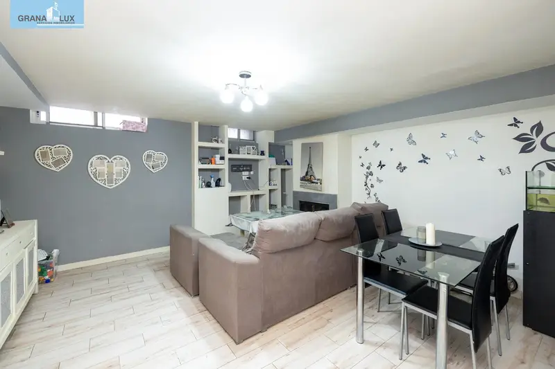 Casa en Venta Urbanizacion Monteluz Peligros 4 Dormitorios Piscina Garaje