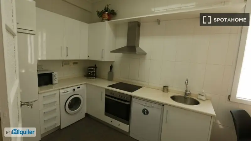Alquiler Habitaciones Abando Bilbao Piso 5 Dormitorios Amueblado