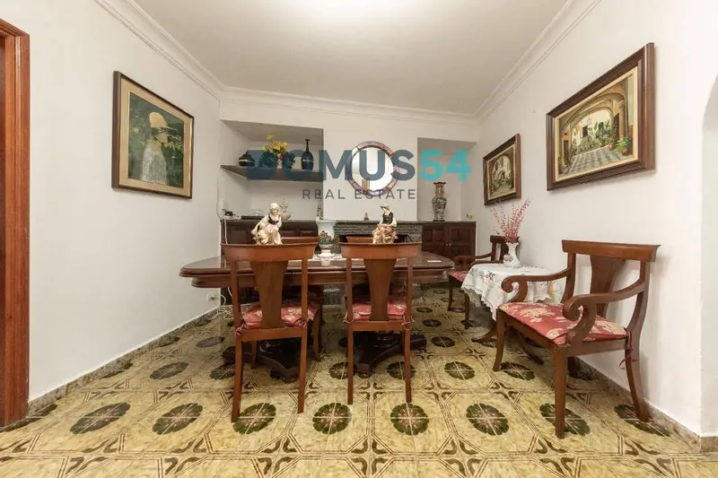 Chalet en venta en Pollença Mallorca 189m2 4 habitaciones 2 baños