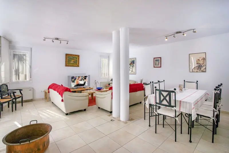 Casa Rural de Lujo con 6 Dormitorios y Piscina en Pizarra