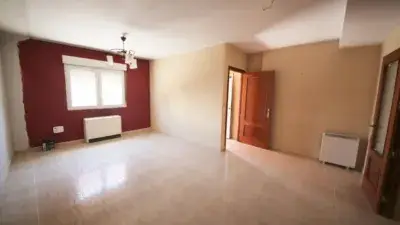 Casa adosada en venta en Argamasilla de Alba