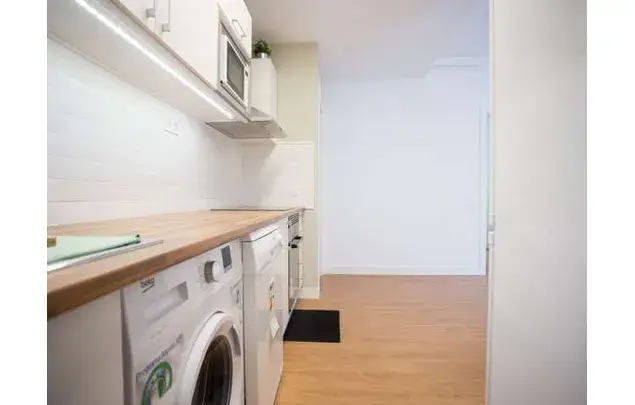 Alquiler Habitacion Barcelona 85m2 Moderno y Tranquilo