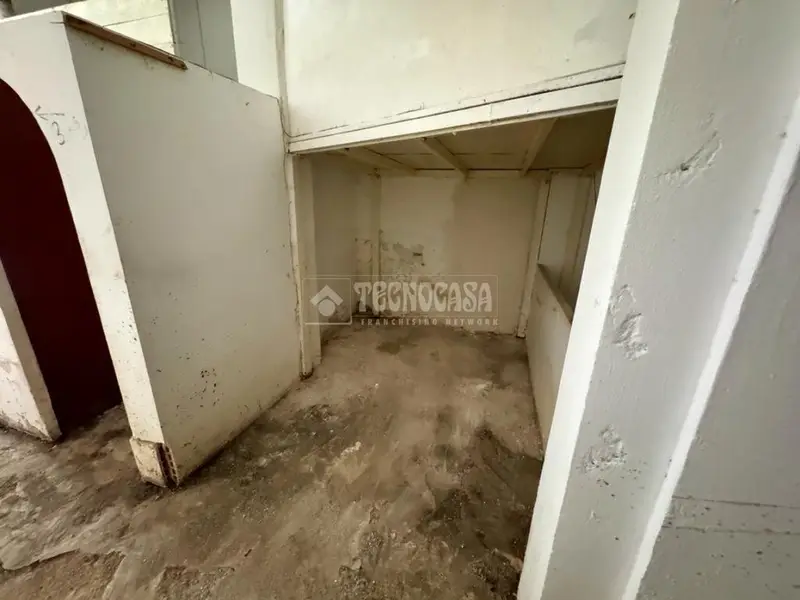 Local Comercial en Venta en Almozara 118m2