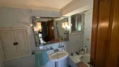 Casa Rústica en Venta en O Irixo