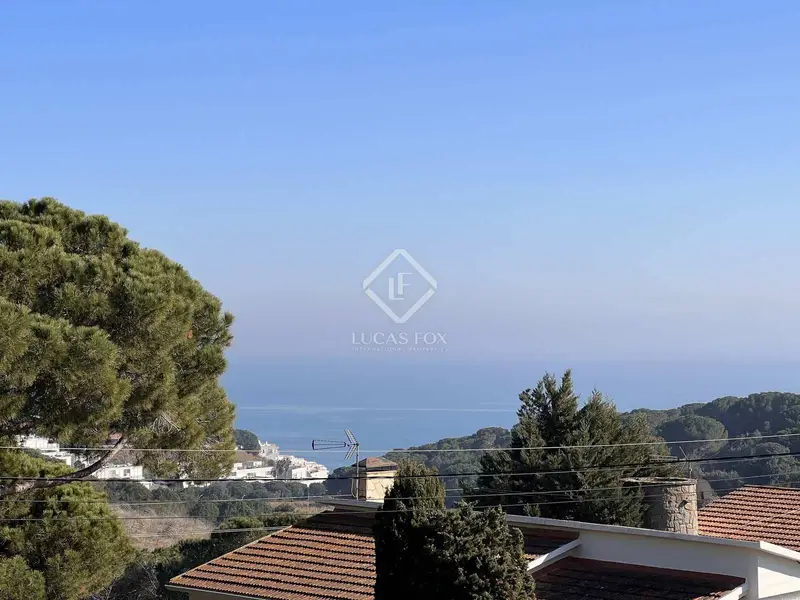Chalet en Sant Pol de Mar con Vistas al Mar y Piscina