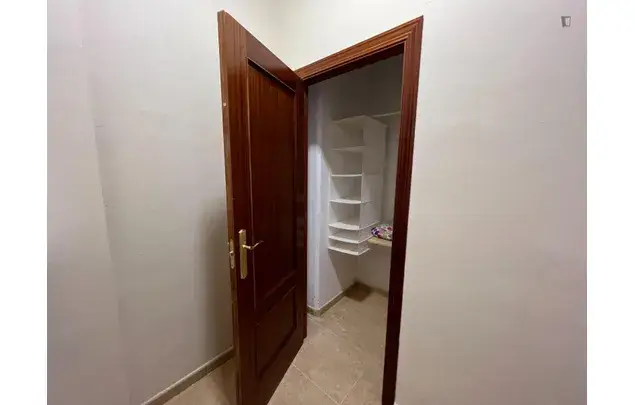 Alquiler Apartamento 7 Dormitorios Granada