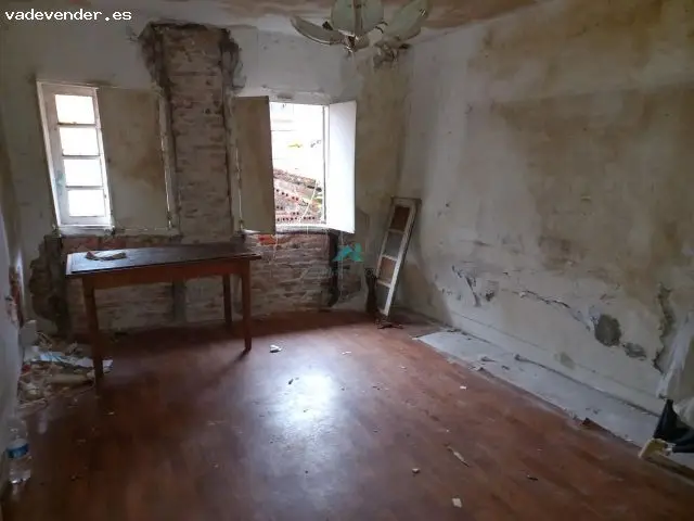 Piso en venta Laredo casco antiguo 4 habitaciones ideal inversores