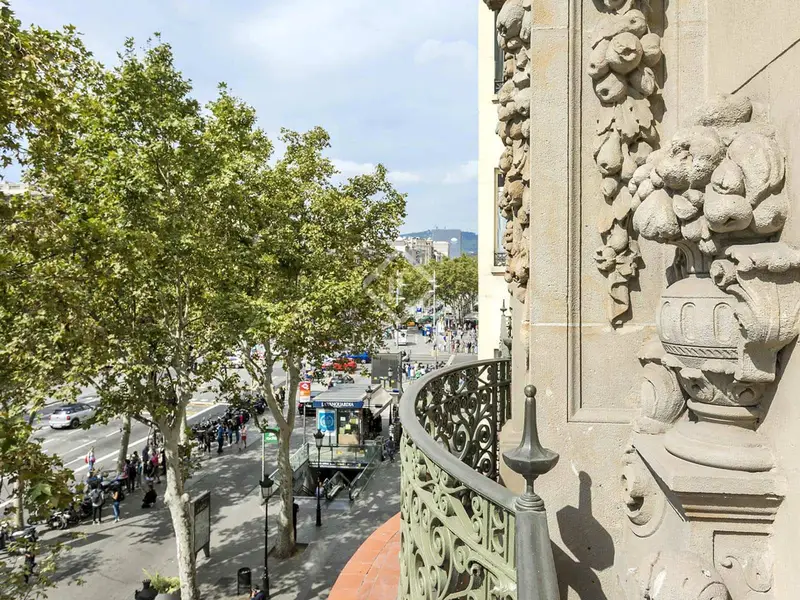 Apartamento de Lujo en el Eixample de Barcelona