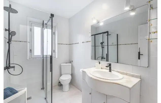 Alquiler Apartamento 5 Dormitorios Granada gastos incluidos