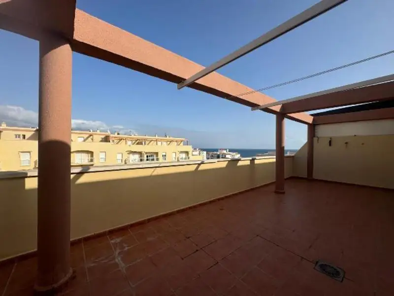 Atico en venta Sabinillas 1 dormitorio vistas al mar