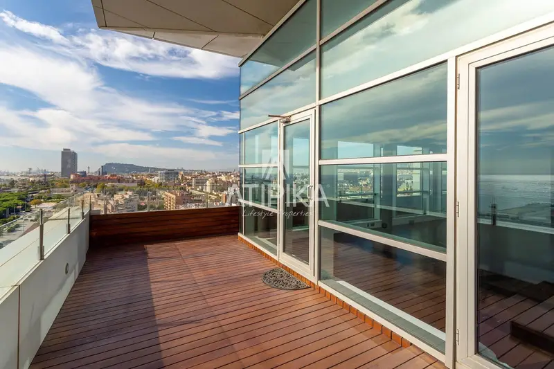 Atico en venta en Barcelona Poblenou vistas al mar