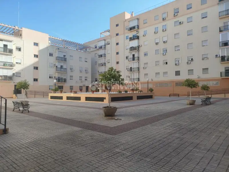 Piso en Venta Sevilla Este 3 Dormitorios 2 Baños Garaje