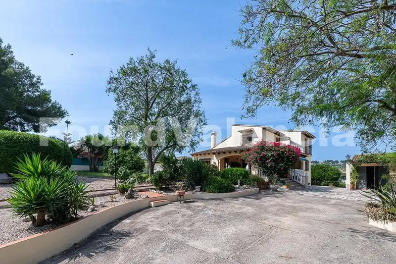 Chalet en Venta Alberic 5 Dormitorios Piscina Privada