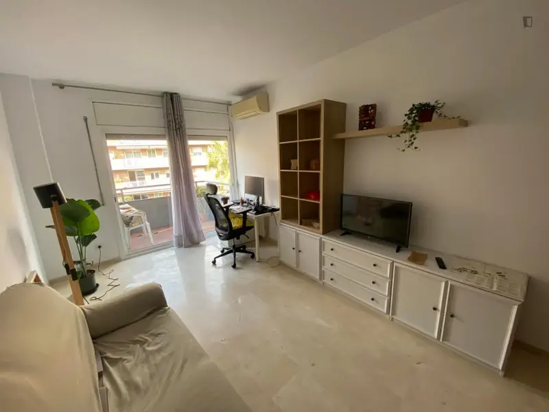 Habitacion individual piso 3 habitaciones