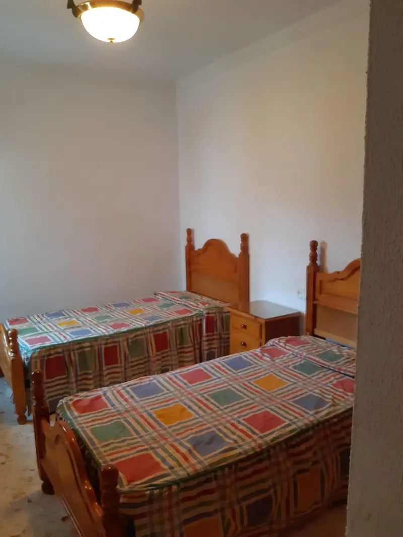 Casa Adosada en Torrecera con 4 Dormitorios y Gran Azotea