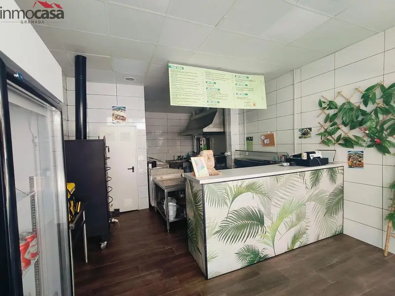 Local Comercial en Alquiler Armilla Granada