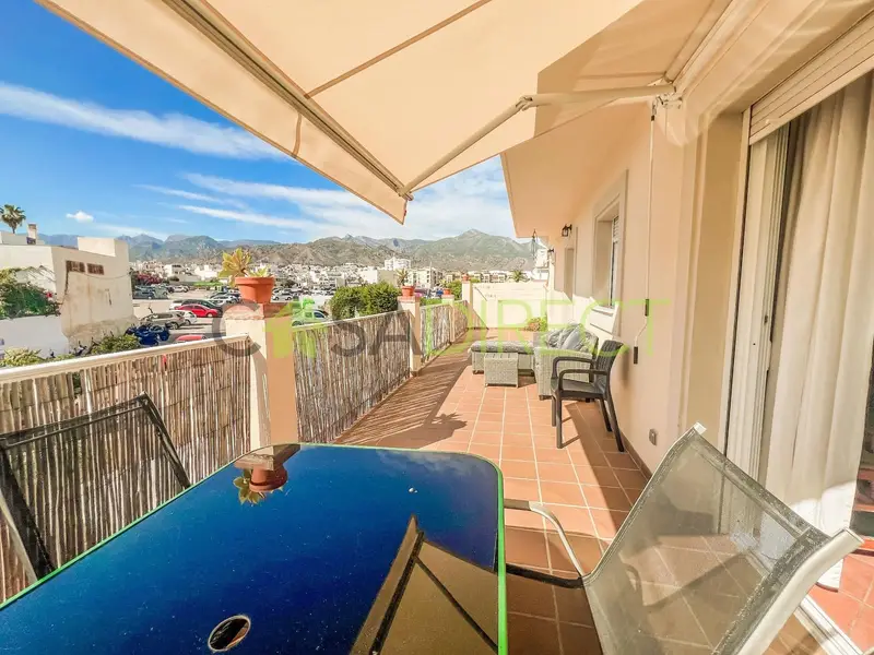 Apartamento en Nerja Centro con Balcón y Terraza - Alquiler Invierno
