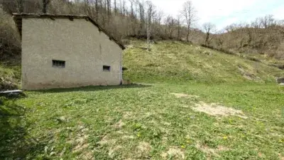 Casa Rural con Cuadra y Pajar en Riomañón