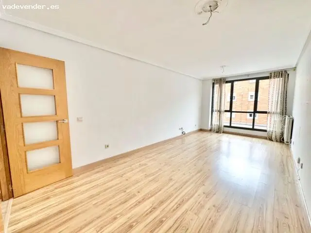 Alquiler Piso Oviedo Garaje Trastero Tres Habitaciones Zona HUCA