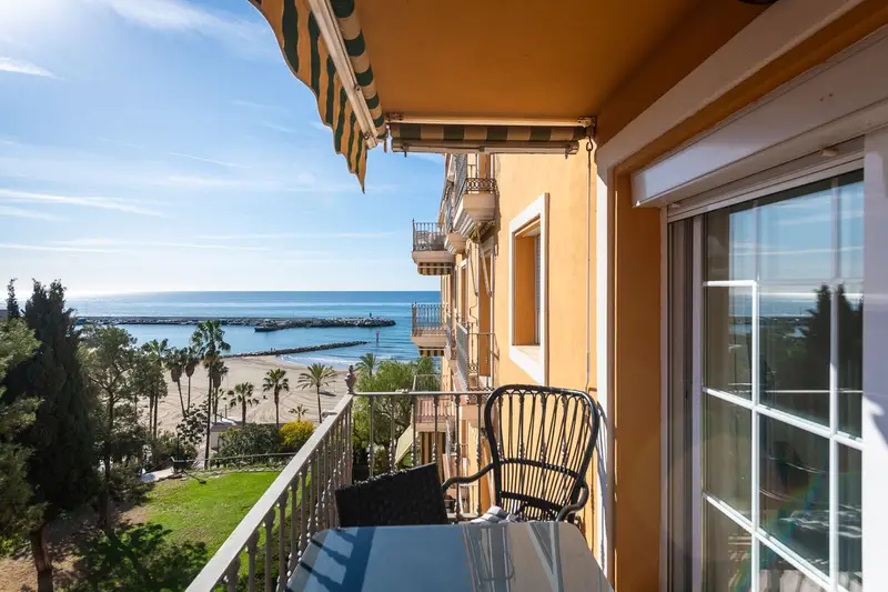 Apartamento 3 Dormitorios Marbella Alquiler Playa