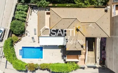 Casa con Piscina en Roses Costa Brava 4 Dormitorios 4 Baños