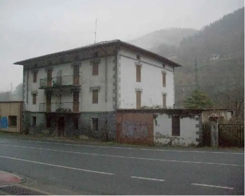 Garaje en Venta en Balmaseda 153m2