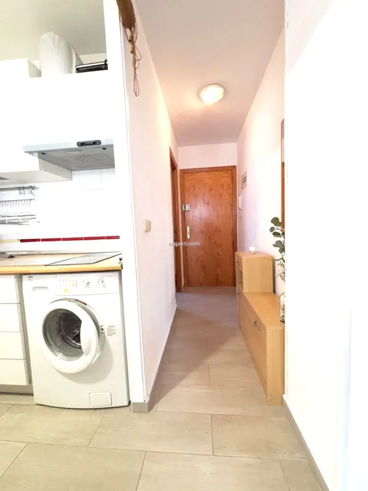 Apartamento 45m2 en Torrevieja con Piscina y Jardines