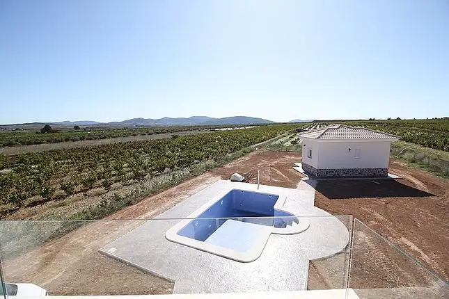 Villa 4 Dormitorios Pinoso Alicante