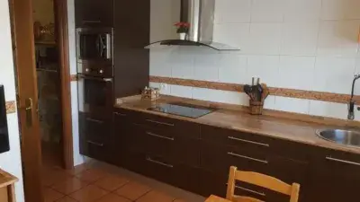 Casa adosada en venta en Calle de los Llamargos