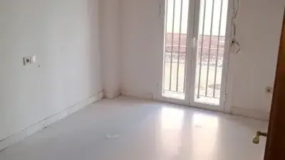 Piso en venta en Avenida del Pez Espada, 3