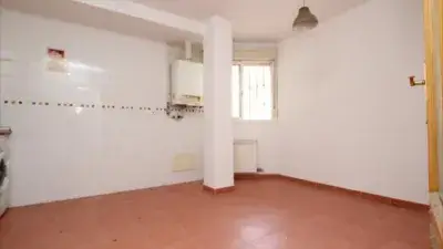 Piso en venta en Calle Amanecer, Número 5