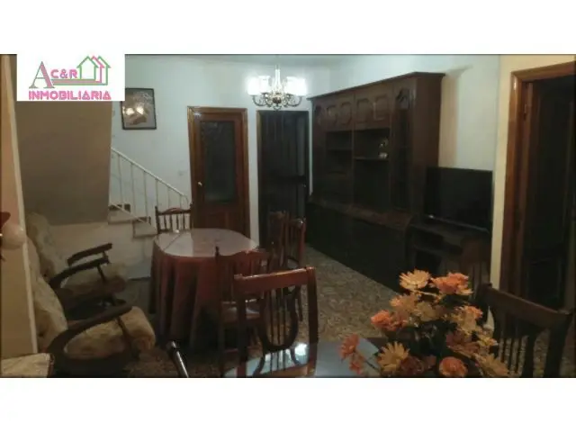 Casa Estupenda En Albendin