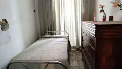 Casa Unifamiliar en Paradas para Reformar 88m2
