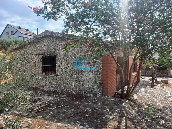 Casa en Bigues i Riells con Garaje y Jardín