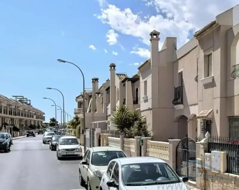 Venta Duplex de Lujo Aguadulce Sur 4 Dormitorios Garaje