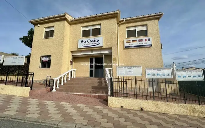Villa en Venta 6 Dormitorios 2 Baños Vistas al Mar La Marina
