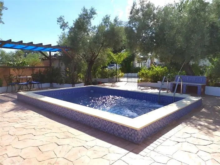 Chalet 4 Dormitorios Montoro Cordoba Andalucia