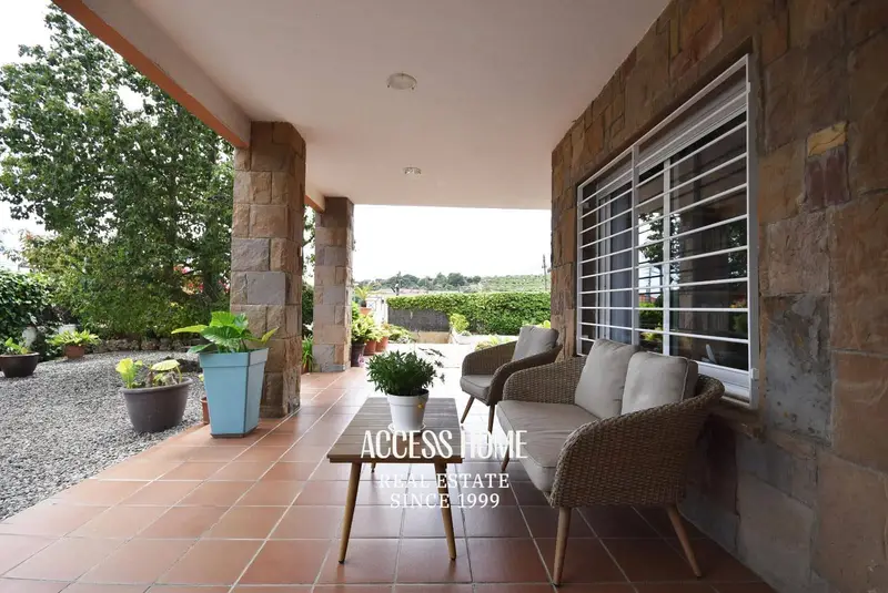 Chalet en Alella con Vistas al Mar