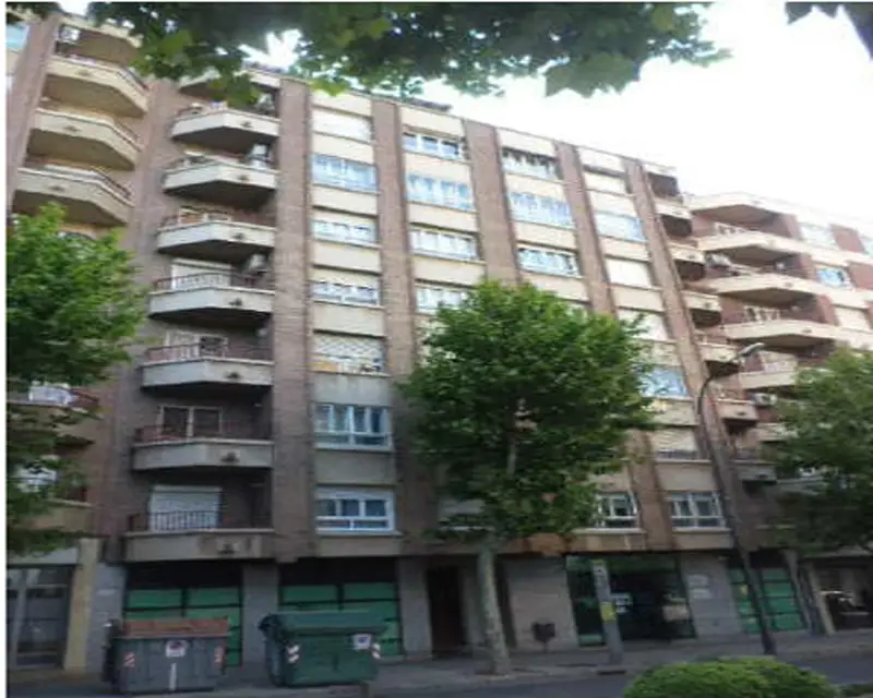 Piso 128m2 4 habitaciones 2 baños Reus